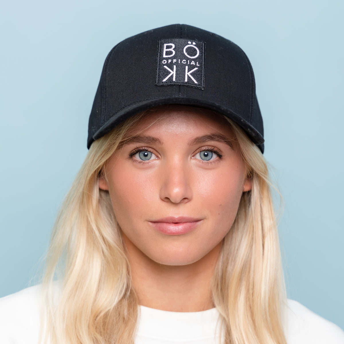 Cap in black/pink