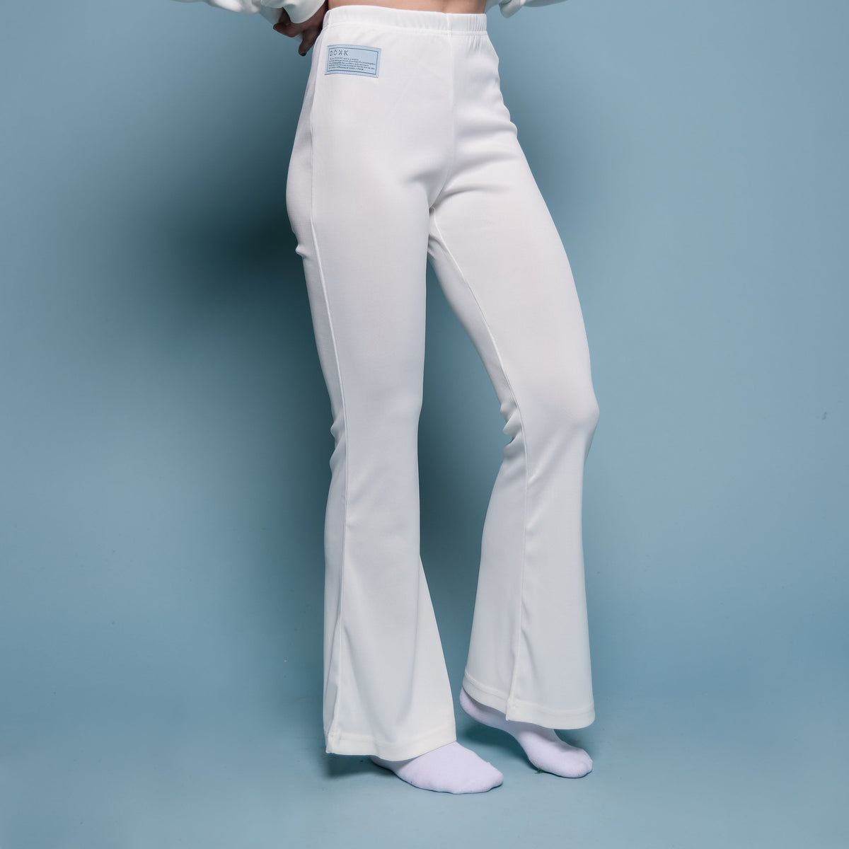 Flared Pants in Glacier white