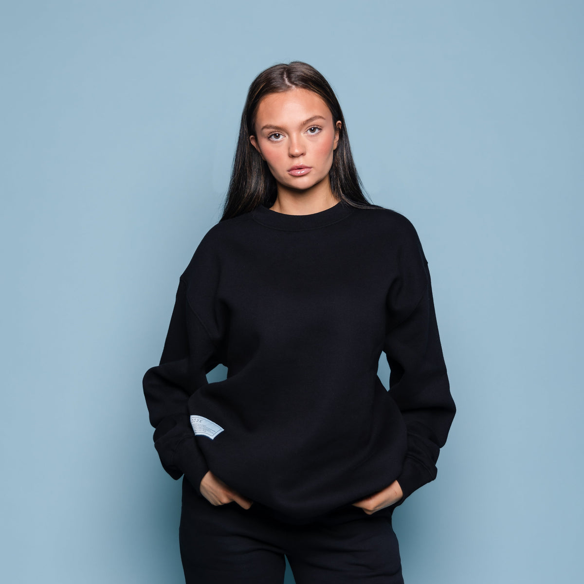 Crew Neck Sweater in Universe black